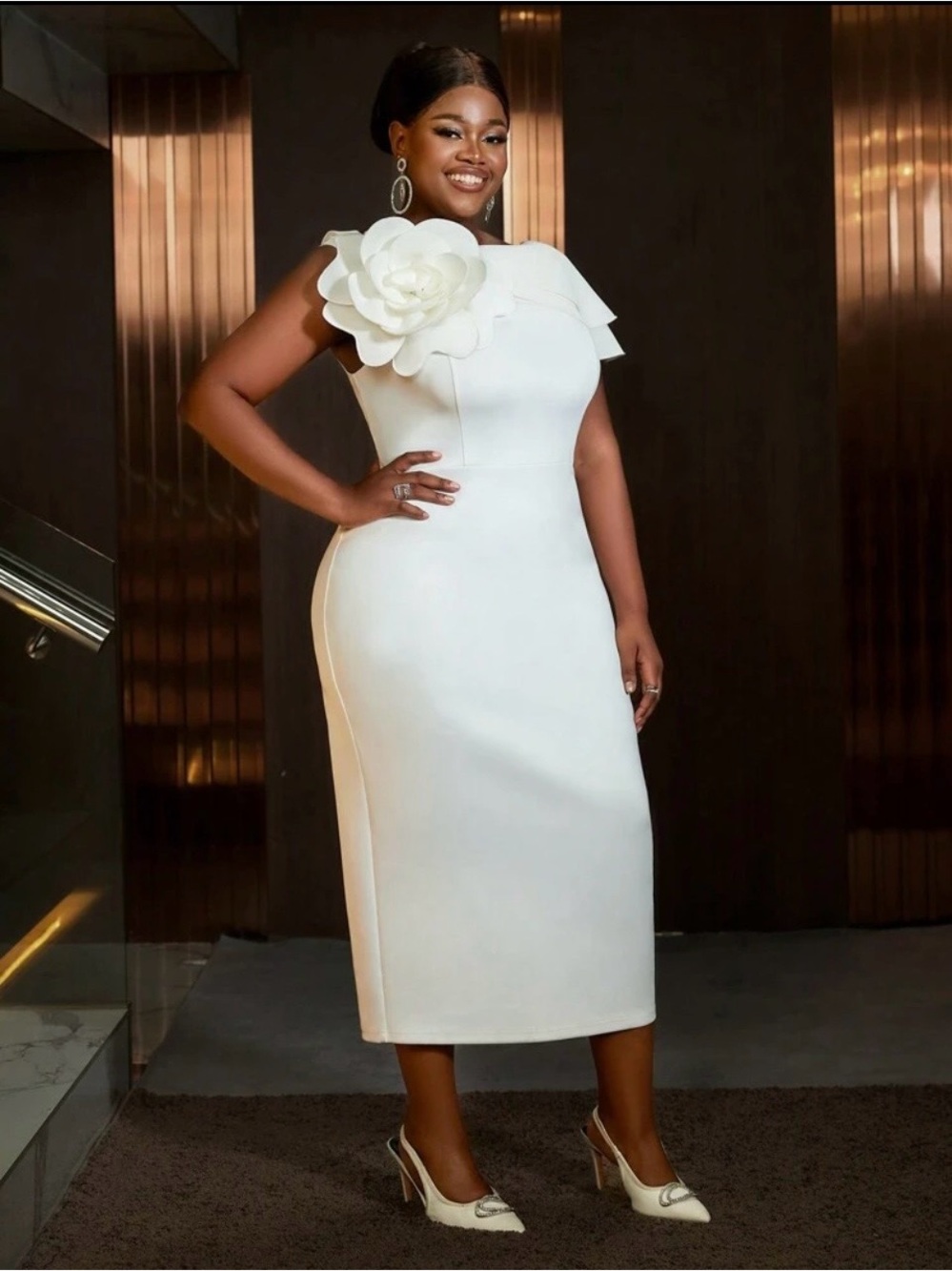 Boutique 9 Ivory One-Shoulder Midi Dress with Oversized Floral Applique - Picture 2 of 4